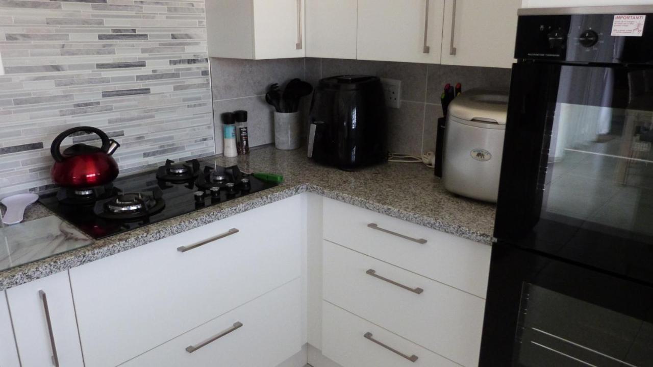 Settle Inn Self Catering Units كولشستر المظهر الخارجي الصورة