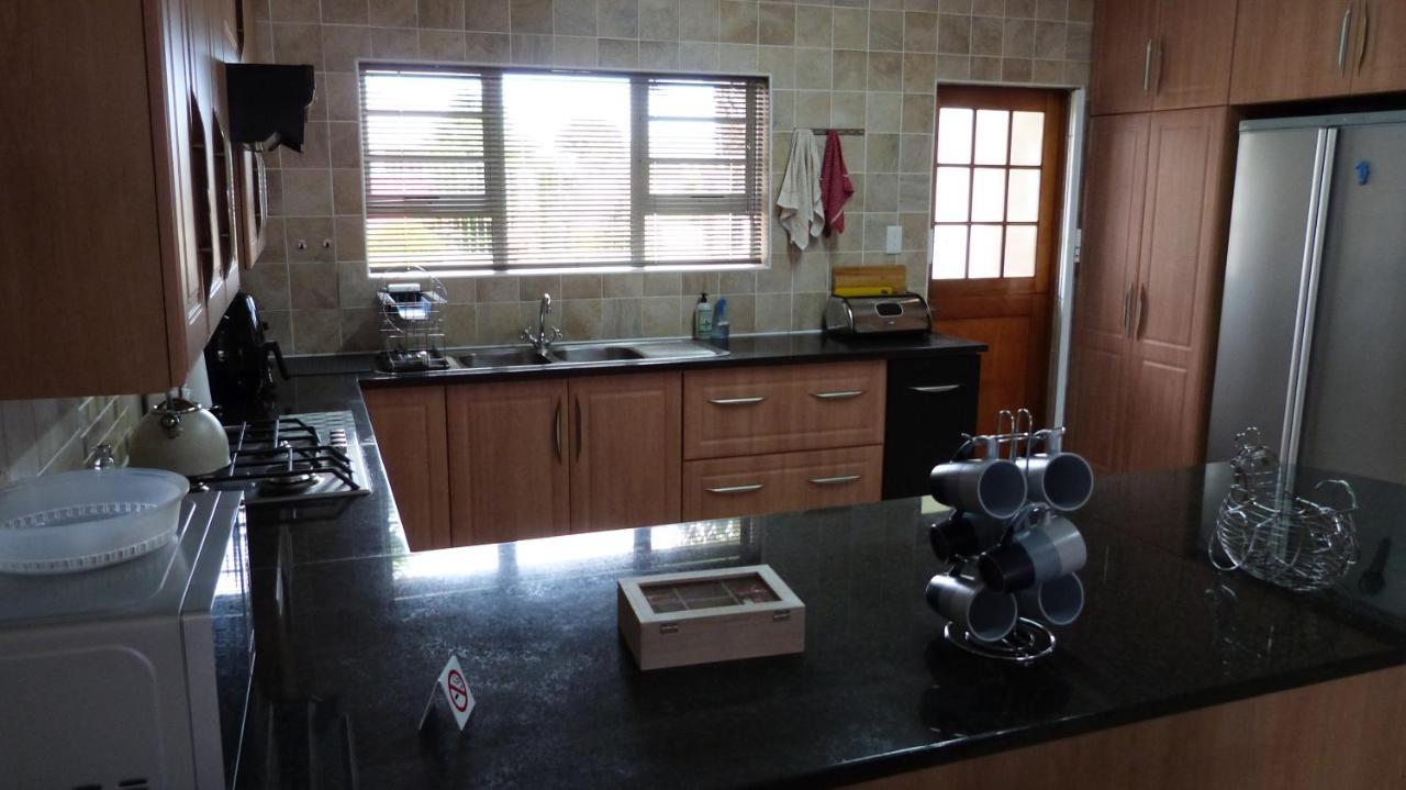 Settle Inn Self Catering Units كولشستر المظهر الخارجي الصورة