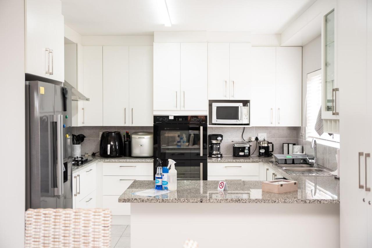 Settle Inn Self Catering Units كولشستر المظهر الخارجي الصورة