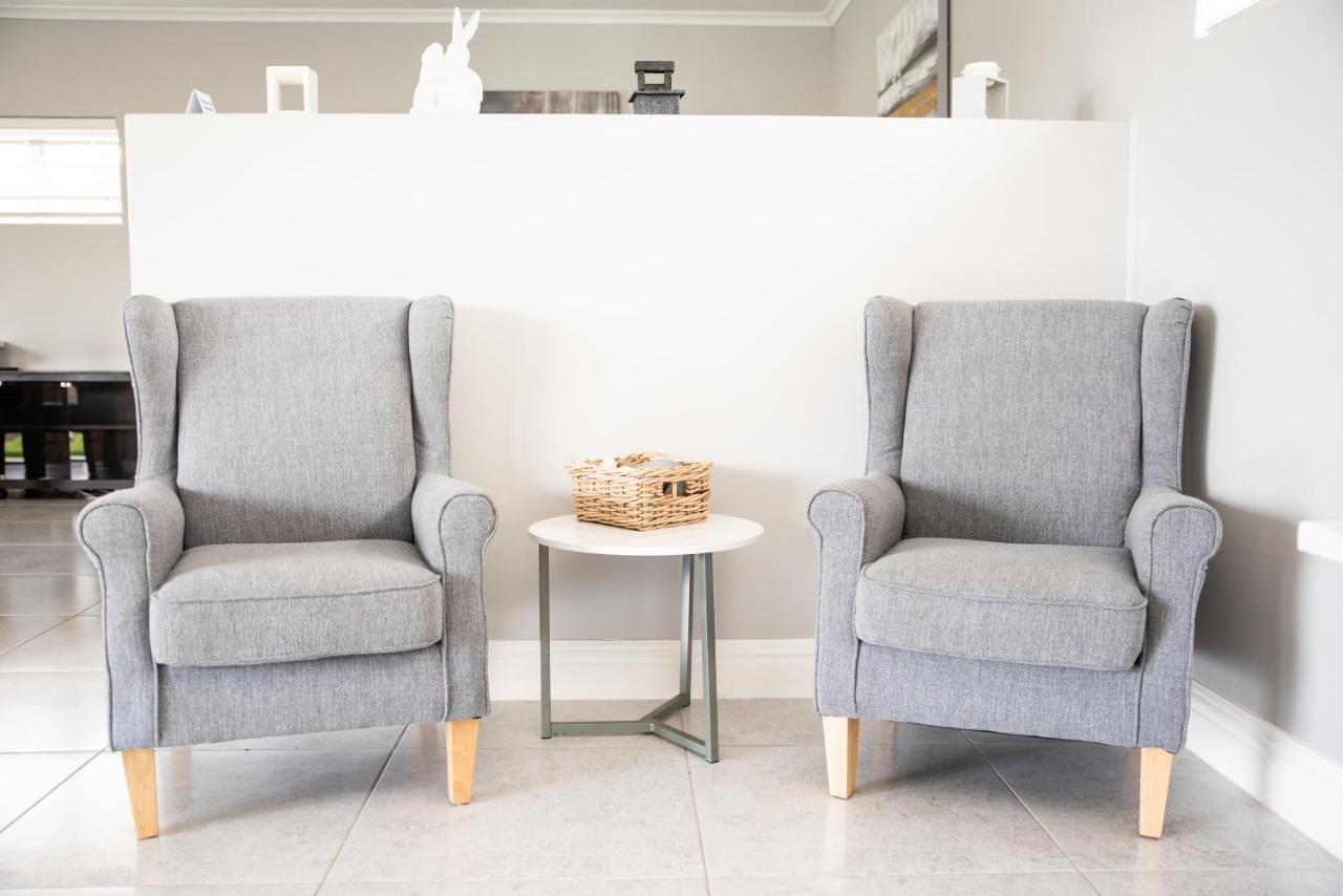 Settle Inn Self Catering Units كولشستر المظهر الخارجي الصورة