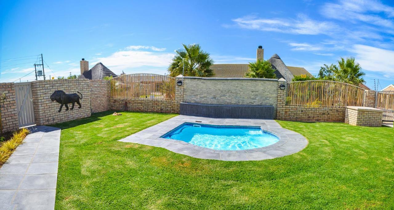 Settle Inn Self Catering Units كولشستر المظهر الخارجي الصورة