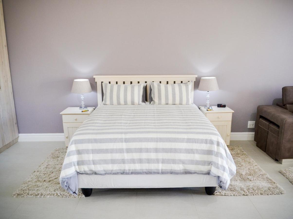 Settle Inn Self Catering Units كولشستر المظهر الخارجي الصورة